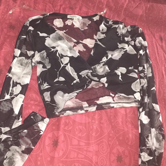 Long sleeve crop top - Picture 2 of 5